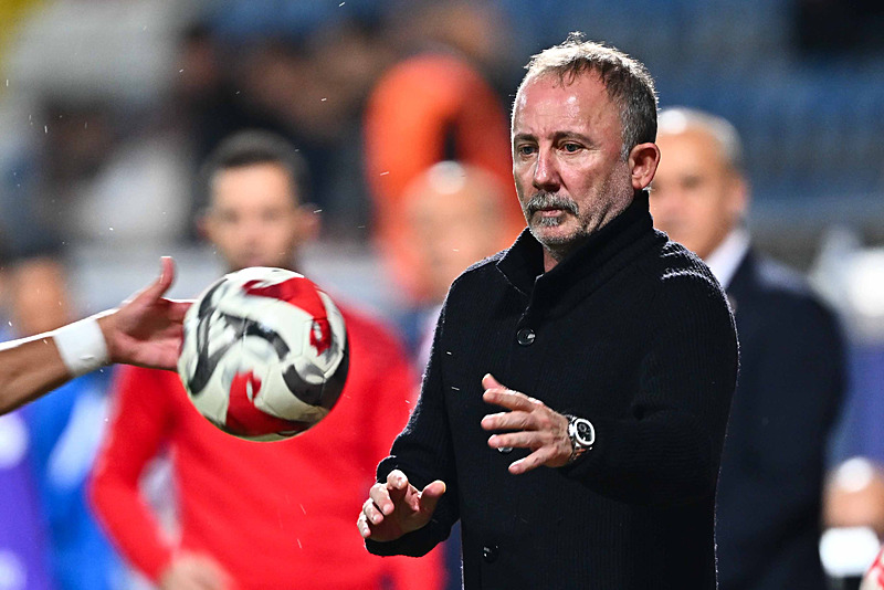 Spor yazarları Kasımpaşa-Beşiktaş maçını değerlendirdi