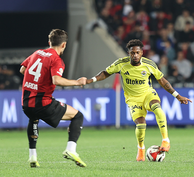 Ahmet Çakar Gaziantep FK-Fenerbahçe maçını ve hakem Atilla Karaoğlan’ı yorumladı!