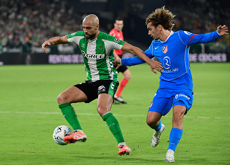 Real Betis Sofyan Amrabat’ın bonservisini istiyor! İşte Fenerbahçe’ye yapılacak teklif