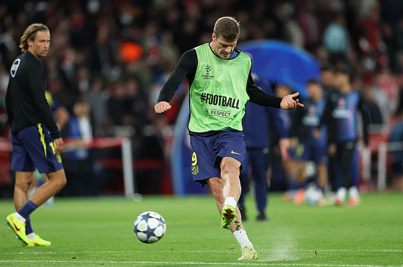 Fenerbahçe’ye transferde dev rakip! Premier Lig ekibi Sörloth için devrede