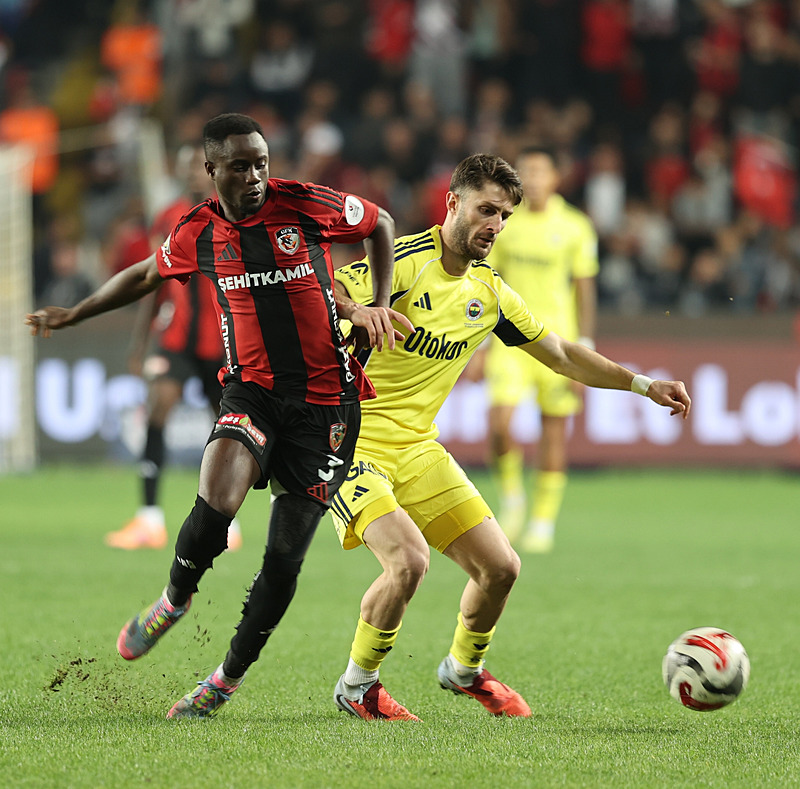 FENERBAHÇE TRANSFER HABERİ - İsmail Yüksek’e Ada’dan kanca! Beşiktaş derbisinde izleyecekler