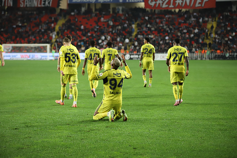 Fenerbahçe’de o isimle yollar ayrılıyor! Transferde Aboubakar faktörü