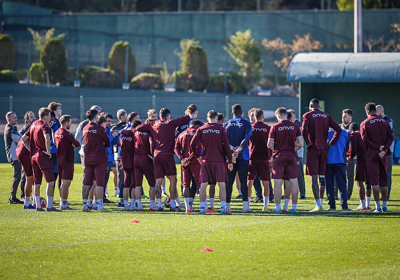 Fatih Tekke bir ilk peşinde! İşte Trabzonspor’un Galatasaray maçı muhtemel 11’i