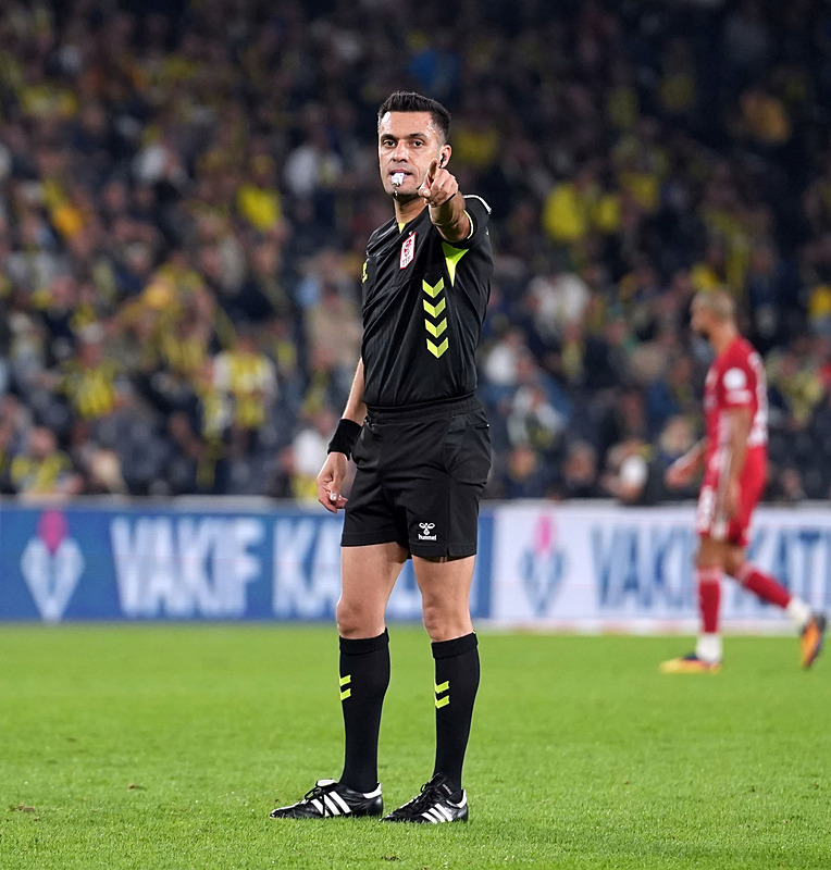 Devler Dolmabahçe’de kozlarını paylaşacak! İşte Beşiktaş ve Fenerbahçe’nin muhtemel 11’leri