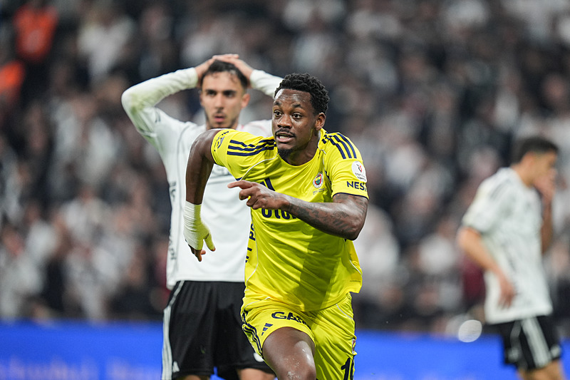 Fenerbahçe’ye flaş transfer önerisi! Canlı yayında açıkladı