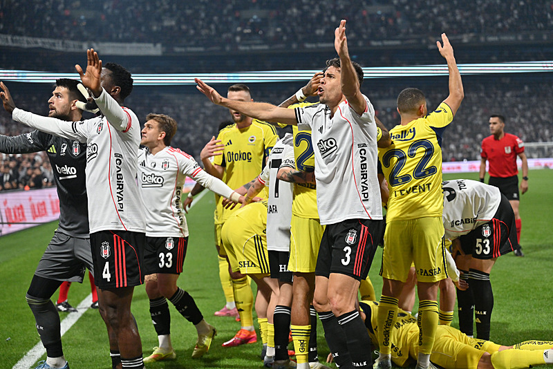 Spor yazarları Beşiktaş - Fenerbahçe maçını yorumladı!