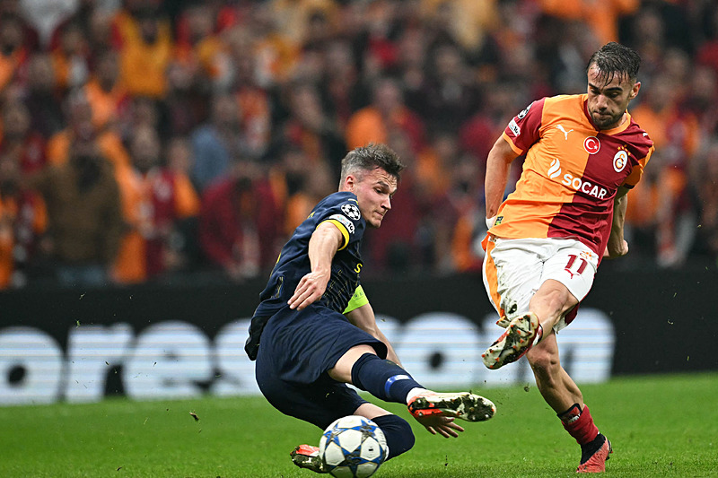 Yunus Akgün Ajax maçında oynayacak mı? Galatasaray’da son dakika!