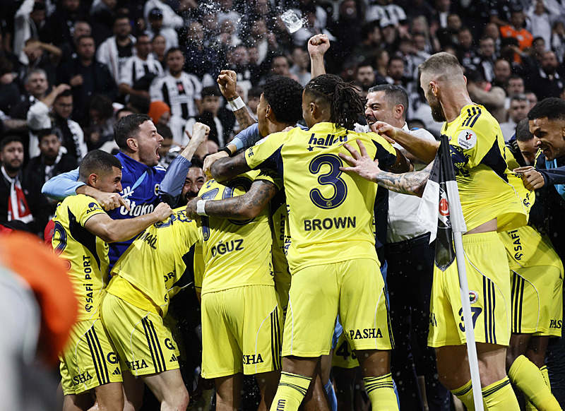 Domenico Tedesco’dan radikal karar! İşte Fenerbahçe’nin Viktoria Plzen maçı ilk 11’i