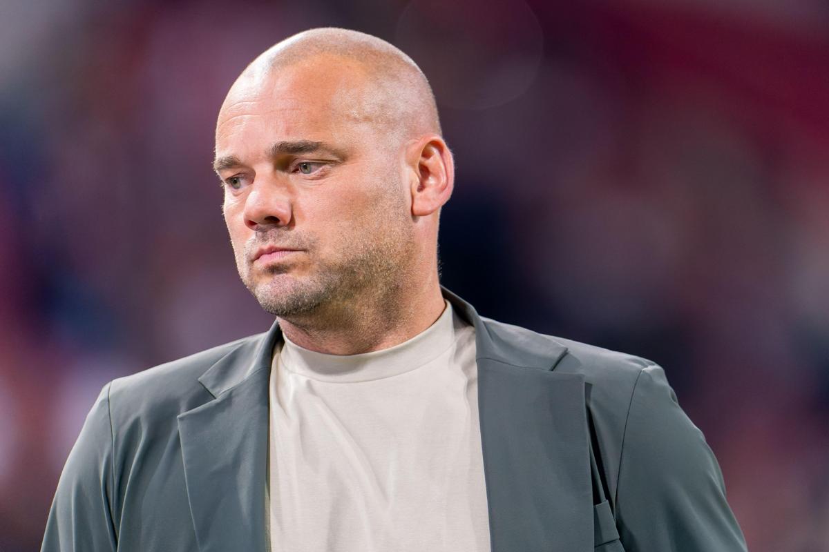 Wesley Sneijder Galatasaray’ın zayıf yönünü açıkladı!