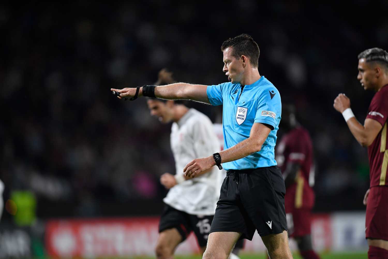 Fenerbahçe maçına damga vurdu! Hakem Allard Lindhout için flaş detay