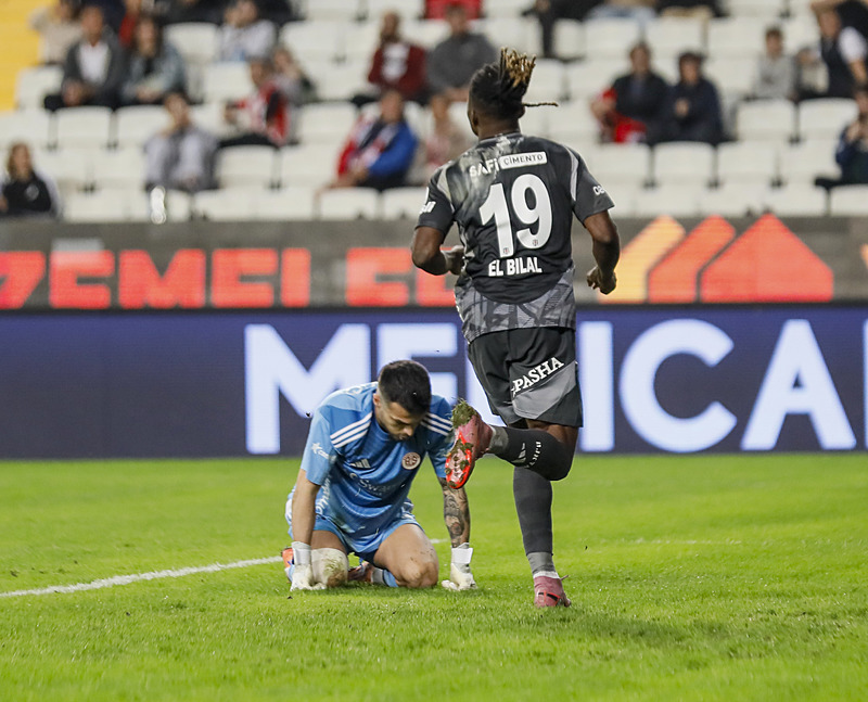 Spor yazarları Antalyaspor - Beşiktaş maçını yorumladı!