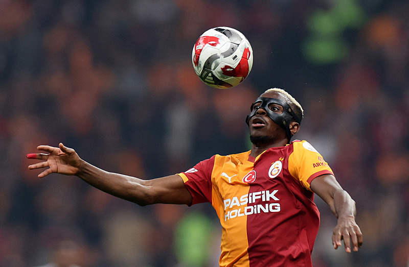 Dünya devi, Galatasaray’ın yıldızı Osimhen için devrede! İlk temas kuruldu
