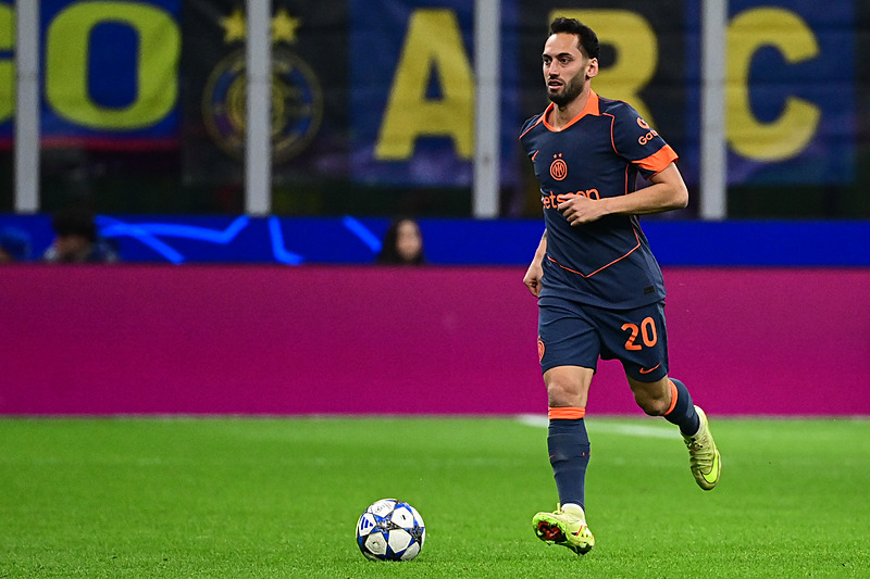 Galatasaray’dan Hakan Çalhanoğlu ısrarı! İşte bonservis bedeli