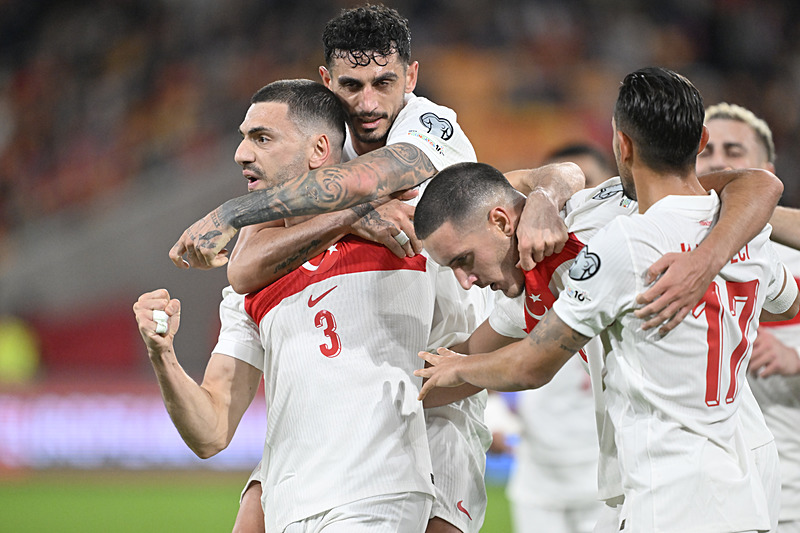 Spor yazarları İspanya-Türkiye maçını değerlendirdi