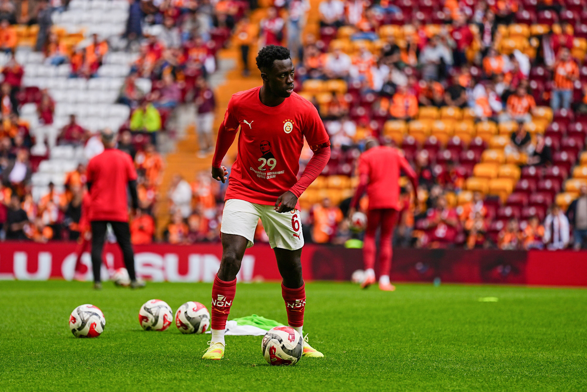 Galatasaray’ın ilk 11’inde sürpriz değişim! Osimhen’in yerine kim oynayacak?