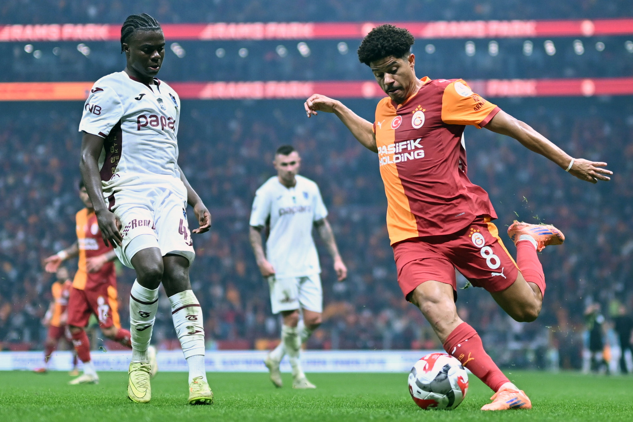 İngilizler Gabriel Sara için teklif yapacak!