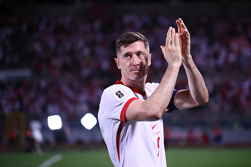 Fenerbahçe’ye transferde kötü haber! Lewandowski için dev kulüpler devrede