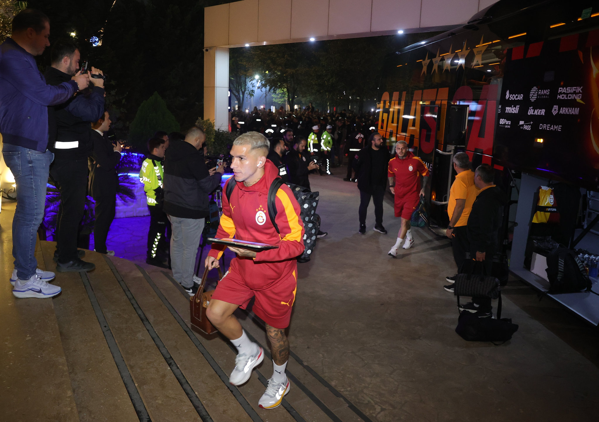 Galatasaray’da derbi öncesi telaşlandıran gelişme!