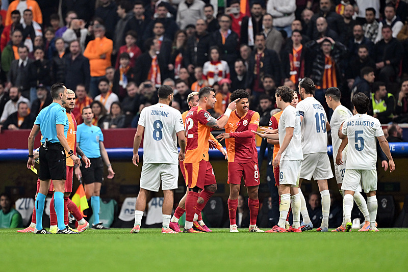Galatasaray-Union Saint-Gilloise maçı Belçika’da gündem oldu! İşte atılan manşetler