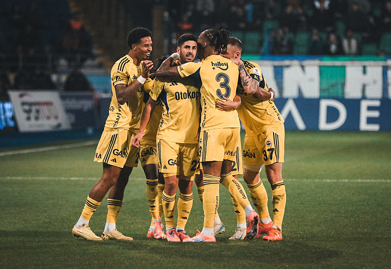 Fenerbahçe 11 eksikle Avrupa Ligi sahnesinde! İşte Tedesco’nun Ferencvaros maçı ilk 11’i