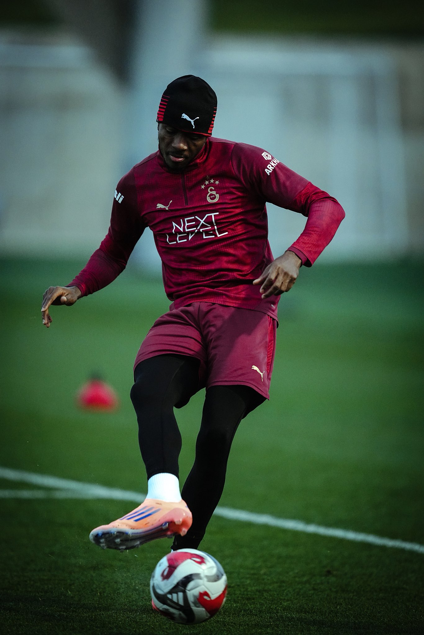 Galatasaray’a derbi öncesi Osimhen müjdesi!