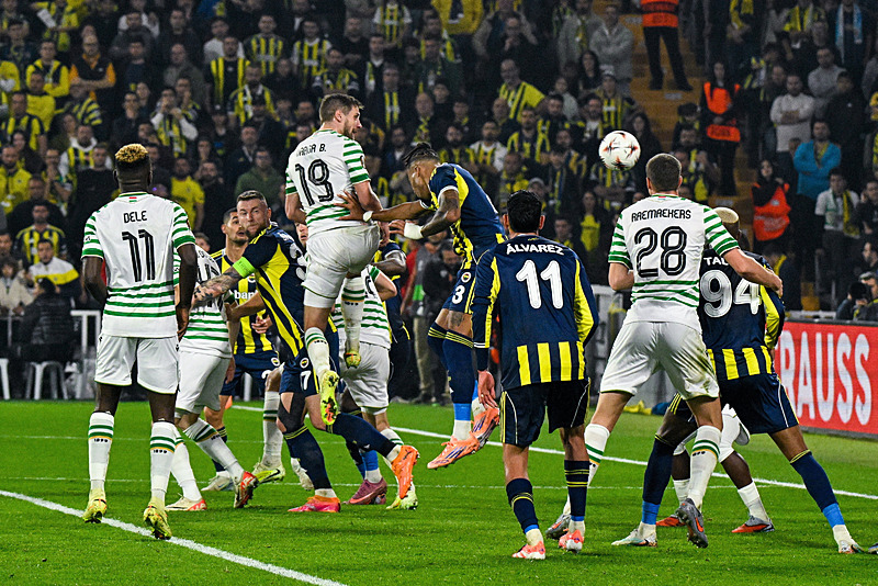 Fenerbahçe-Ferencvaros maçı Macar basınında manşetlerde! ’Acı verici derecede...’
