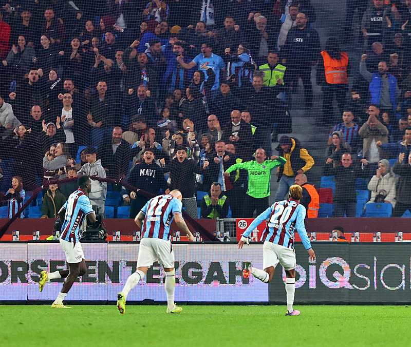 Spor yazarları Trabzonspor-Tümosan Konyaspor maçını yorumladı!