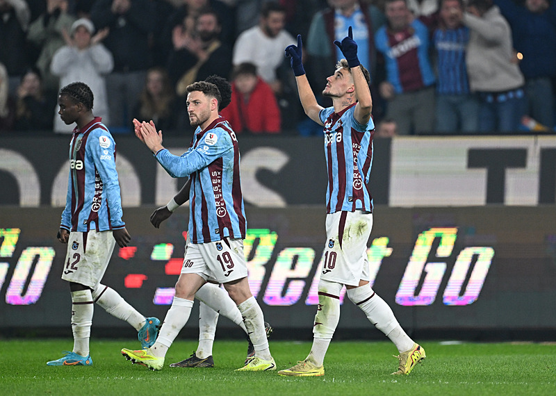 Spor yazarları Trabzonspor-Tümosan Konyaspor maçını yorumladı!