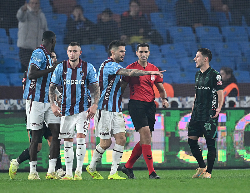Spor yazarları Trabzonspor-Tümosan Konyaspor maçını yorumladı!