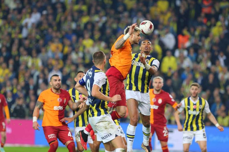 Dev maçta geri sayım! İşte Fenerbahçe-Galatasaray derbisi 11’leri