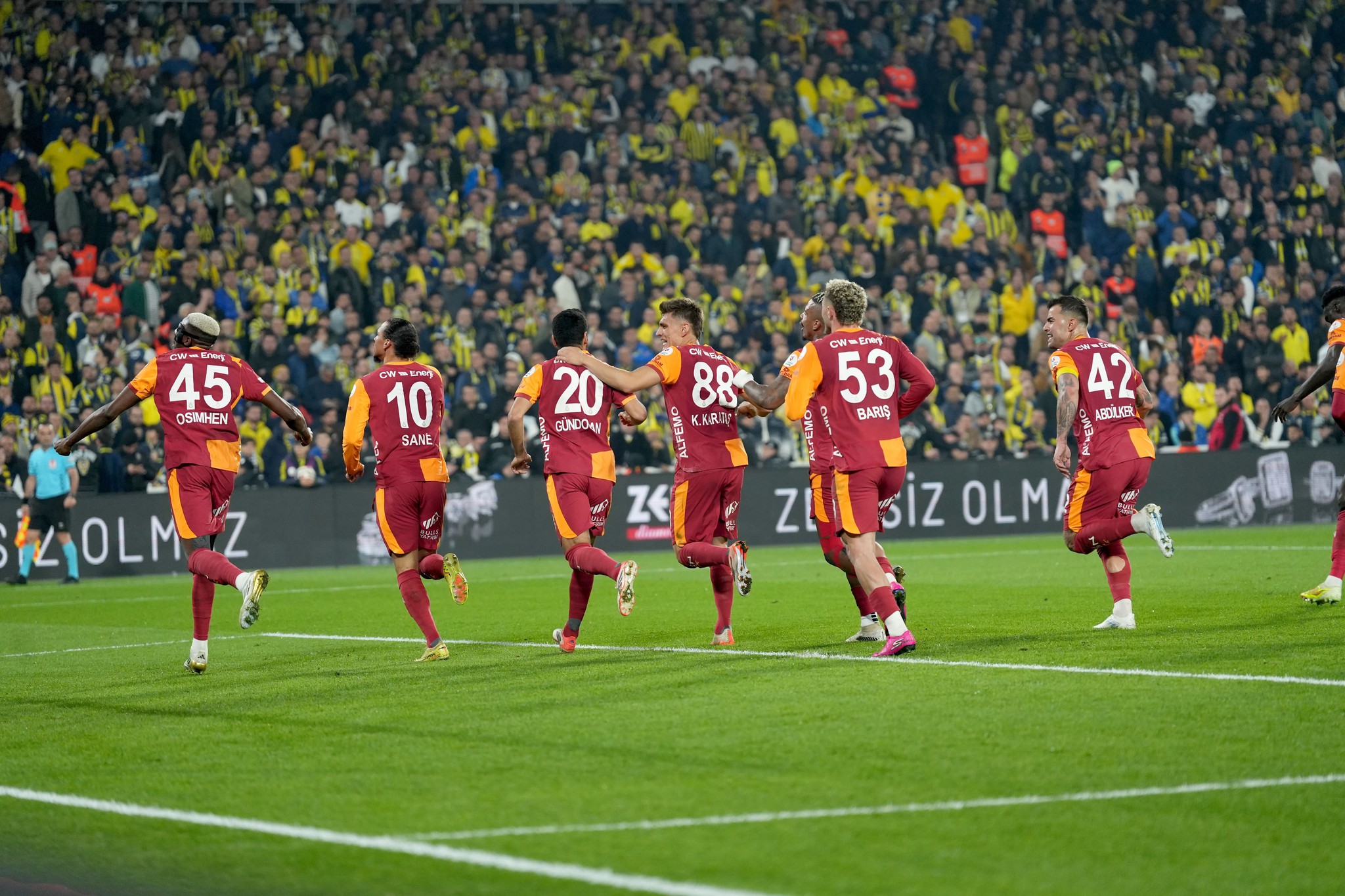 Spor yazarları Fenerbahçe-Galatasaray maçını değerlendirdi
