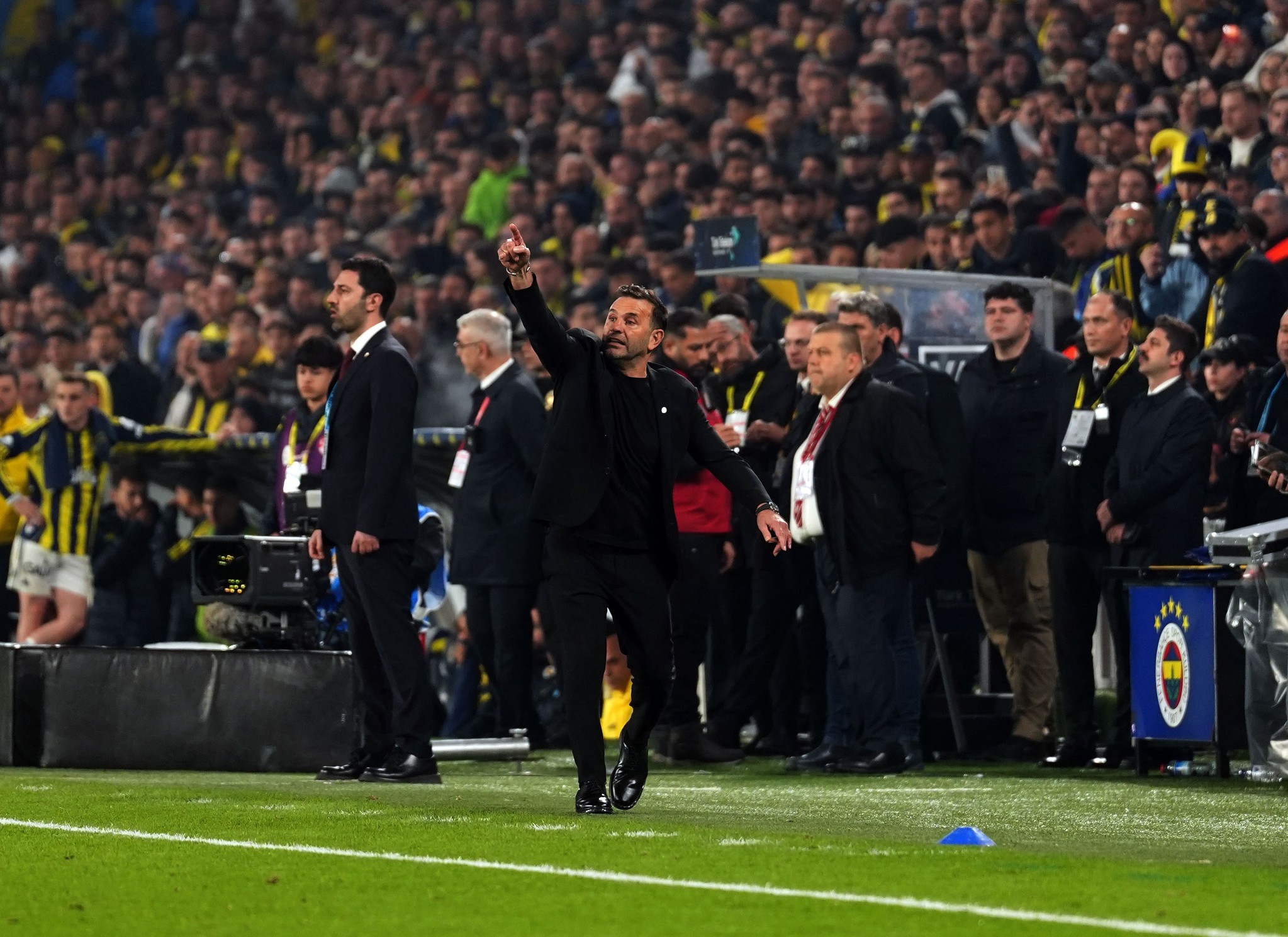 Spor yazarları Fenerbahçe-Galatasaray maçını değerlendirdi