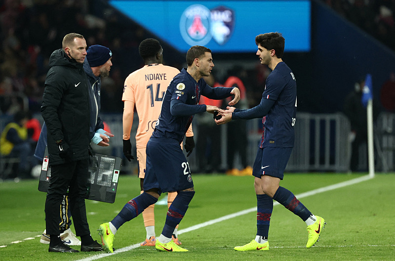 PSG’den Galatasaray’a geliyor! Savunmaya sürpriz takviye