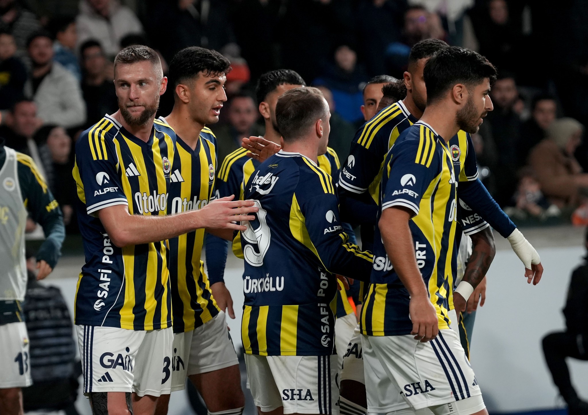 Fenerbahçe’nin yıldızı hakkında dikkat çeken yorum!