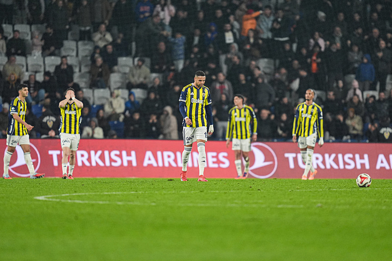 Spor yazarlarından RAMS Başakşehir-Fenerbahçe maçı sonrası flaş yorum!