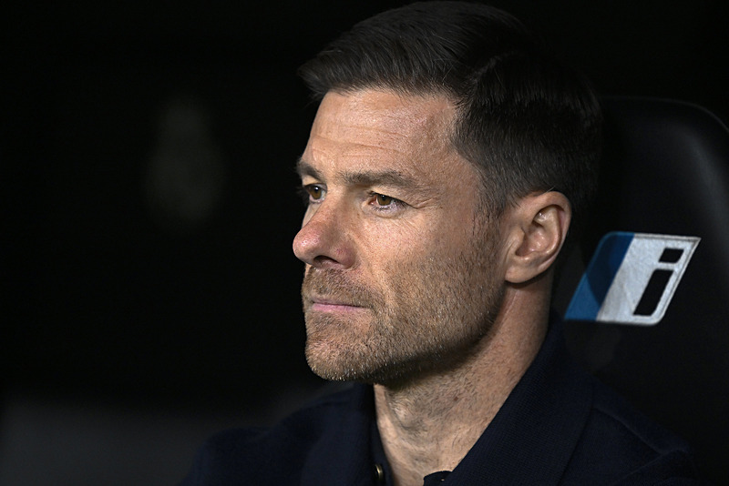 Xabi Alonso topun ağzında: Man.City’ye kaybetmemeli!