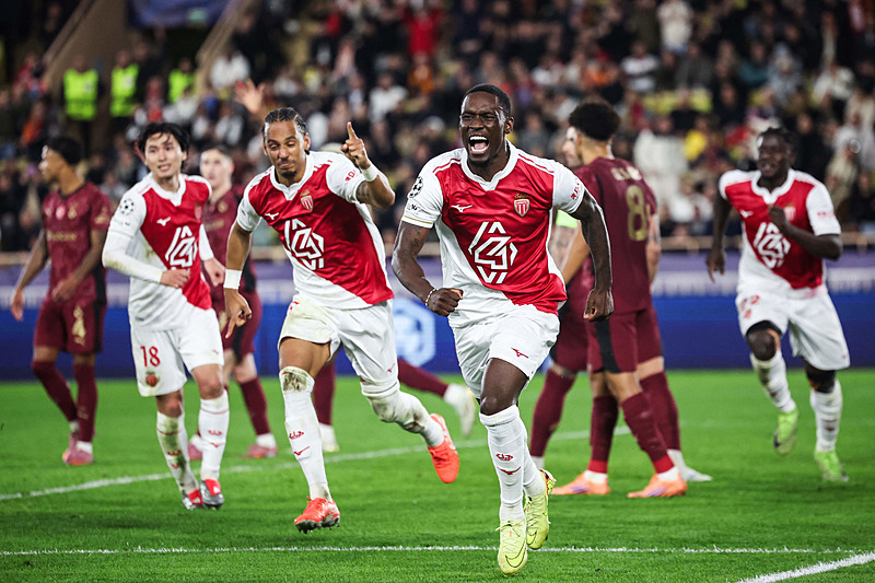 Monaco-Galatasaray maçı sonrası yıldız isme flaş eleştiri!