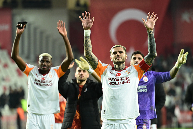 Antalyaspor-Galatasaray maçı sonrası flaş eleştiri: Ocak ayında siz gidin!