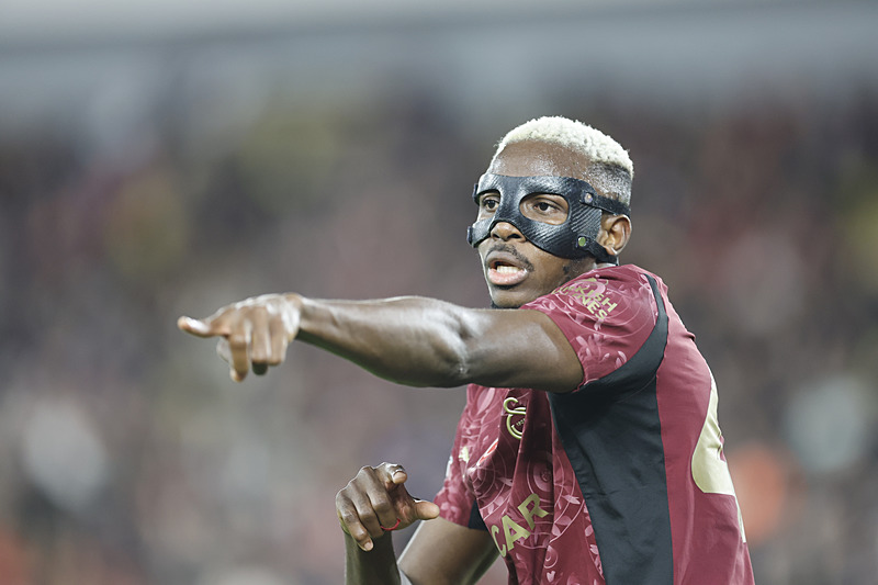 Transferde flaş gelişme! Osimhen Chelsea’ye önerildi