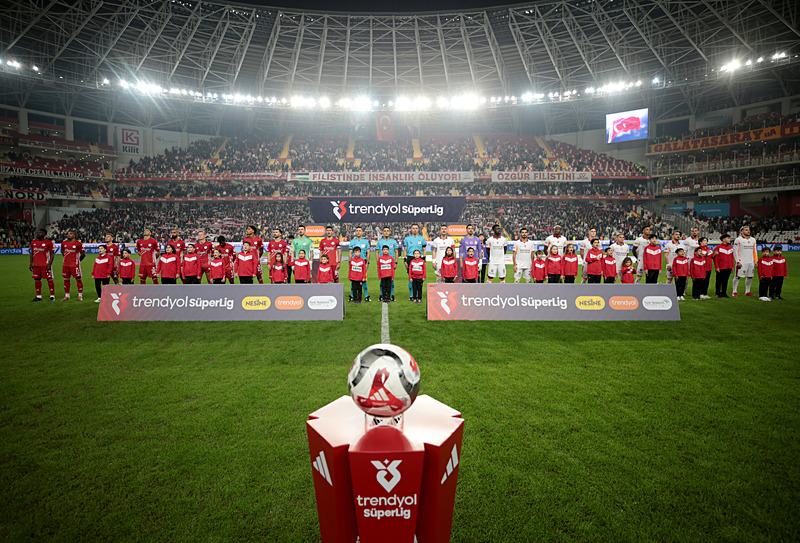 Spor yazarları Hesap.com Antalyaspor-Galatasaray maçını değerlendirdi