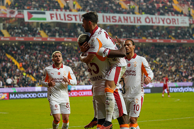 Spor yazarları Hesap.com Antalyaspor-Galatasaray maçını değerlendirdi