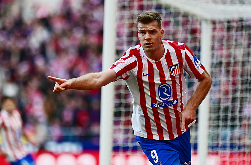 Fenerbahçe yeni golcüsüne kavuşuyor! İşte transferdeki son durum