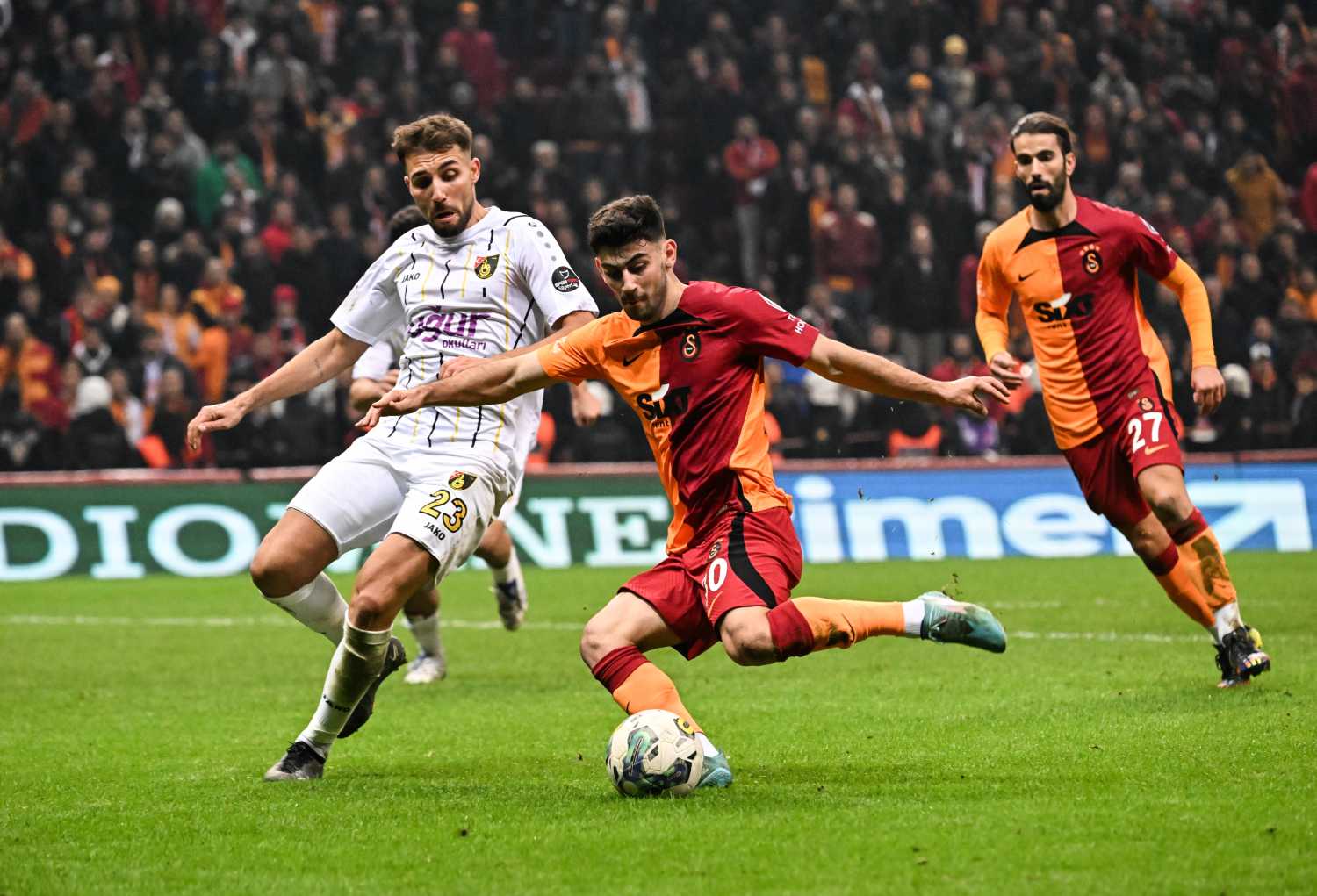 Galatasaray’dan Yusuf Demir kararı! Teklif gelmezse...