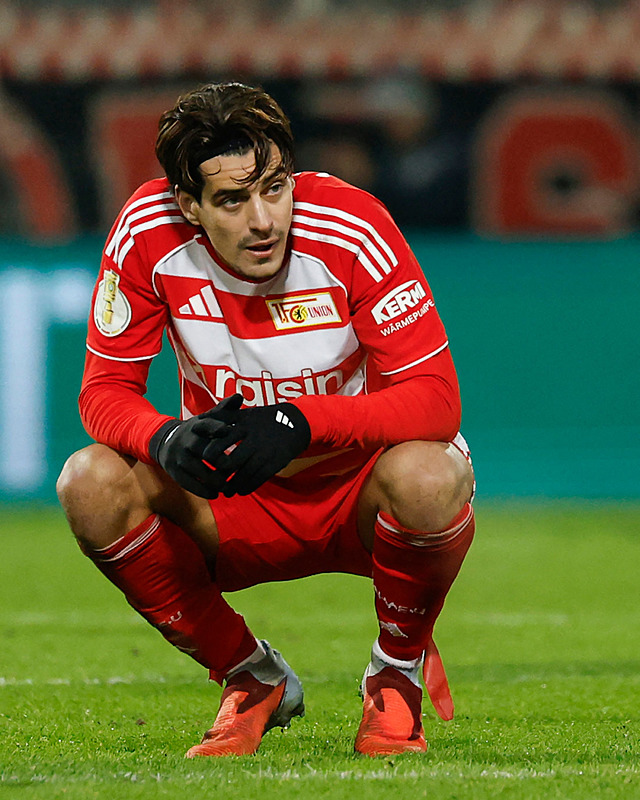 Fenerbahçe’ye Portekizli savunmacı! Sakatlıklar sonrası transfer hız kazandı!