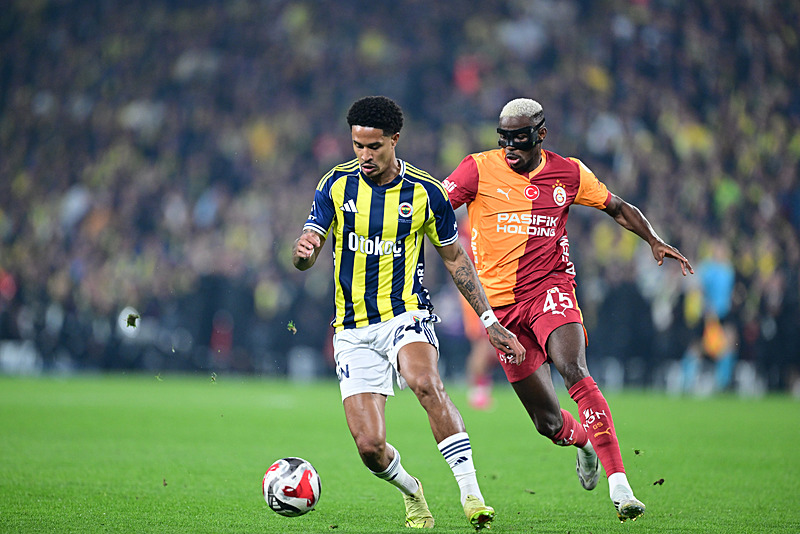 Fenerbahçe’de Oosterwolde’ye Premier Lig’den talip!