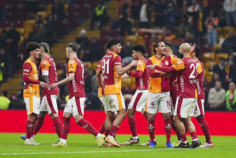 Spor yazarları Galatasaray-RAMS Başakşehir maçını yorumladı