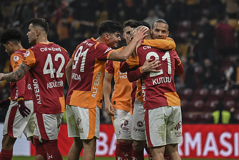 Galatasaray 3 puan peşinde! İşte Okan Buruk’un Kasımpaşa maçı muhtemel 11’i