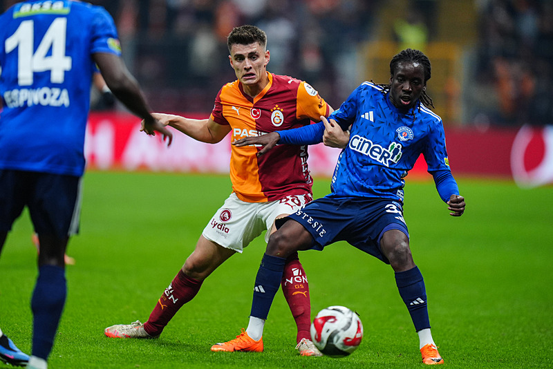 Ahmet Çakar’dan maç sonu flaş hakem eleştirisi! Torreira’yı oyundan atamadı