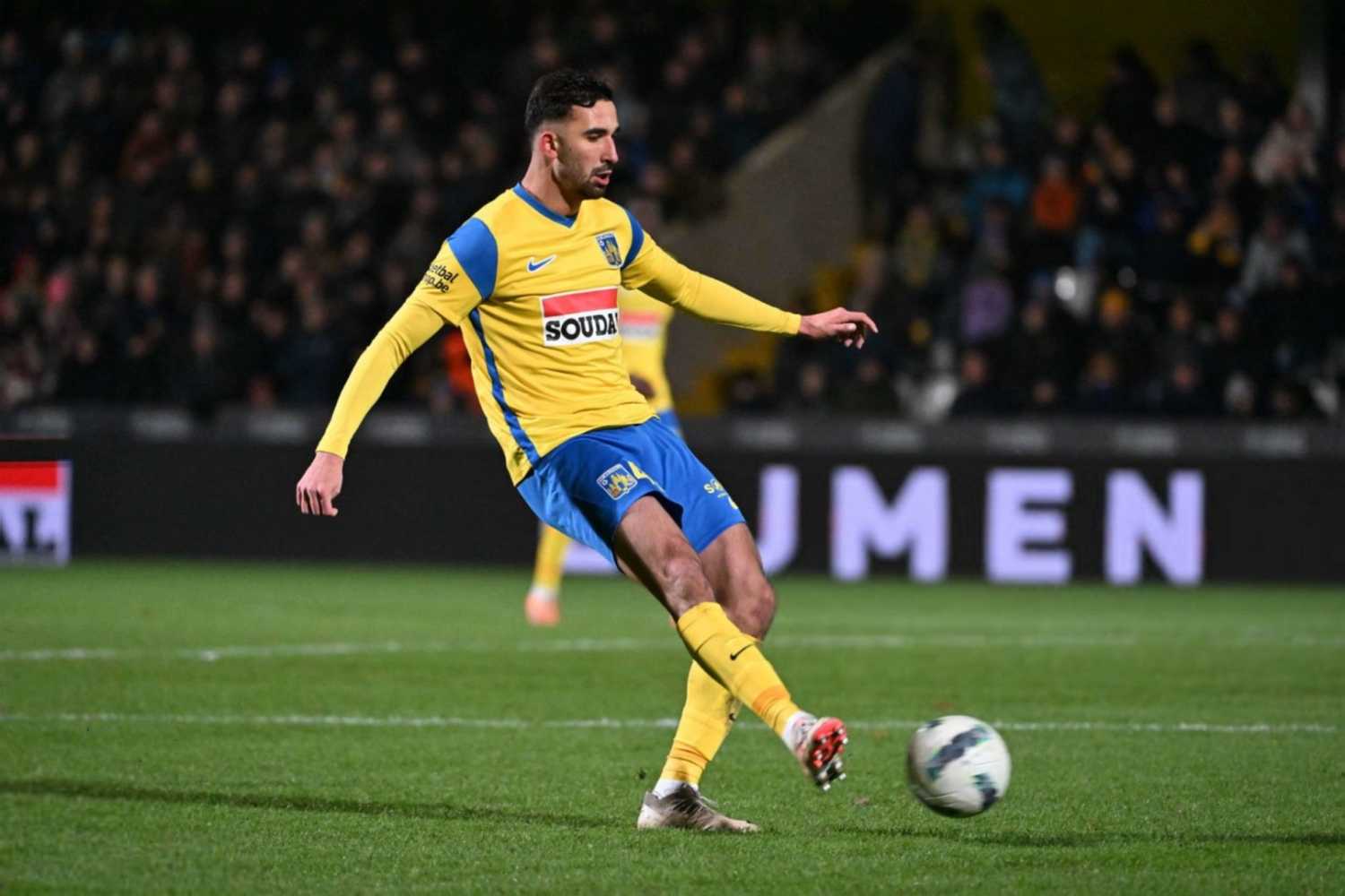 Fenerbahçe’de transferde Emin Bayram’ın peşinde! Galatasaray...