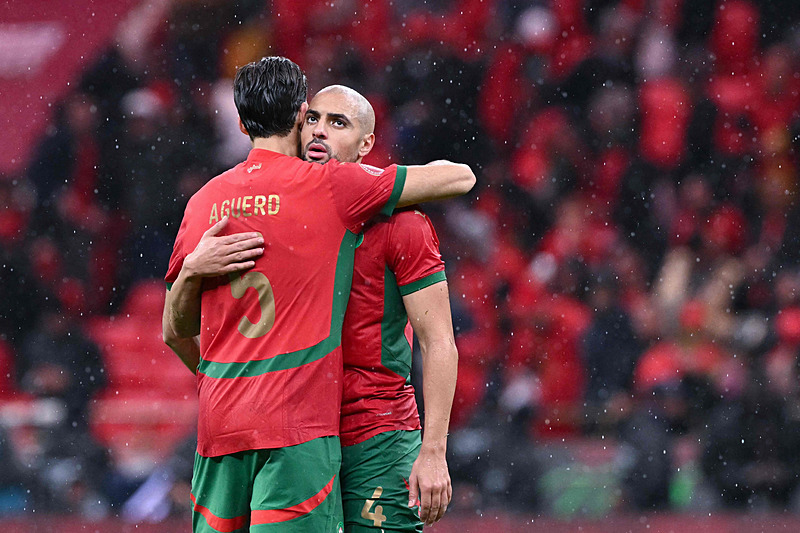 Fenerbahçe’ye Amrabat piyangosu! Transfer teklifini yükselttiler